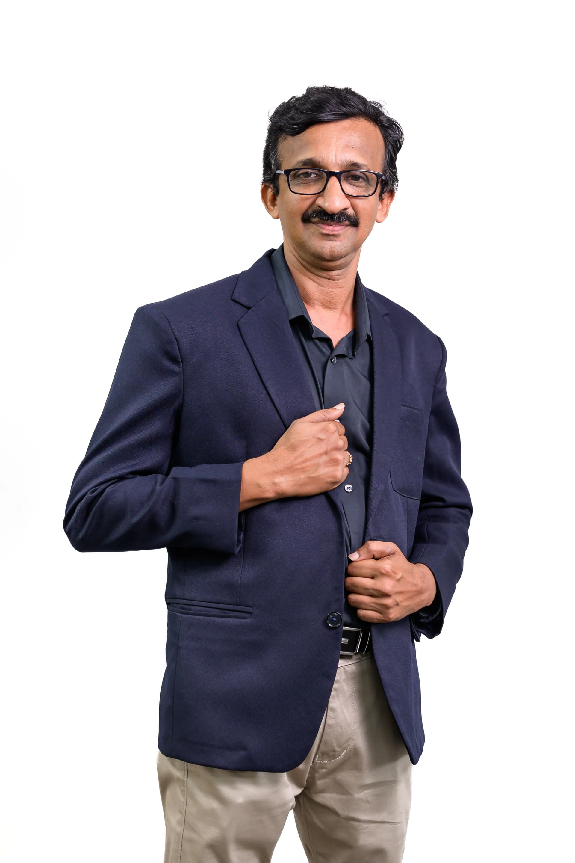 Dr Girish Thunga P