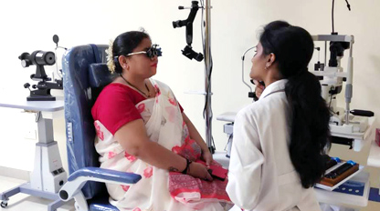 phd optometry salary in india
